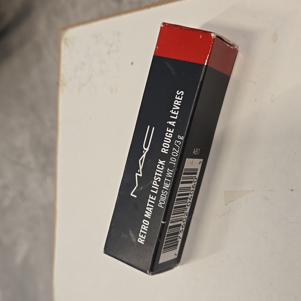 Mac Retro Matte Lipstick (Ruby Woo) (Full Size)